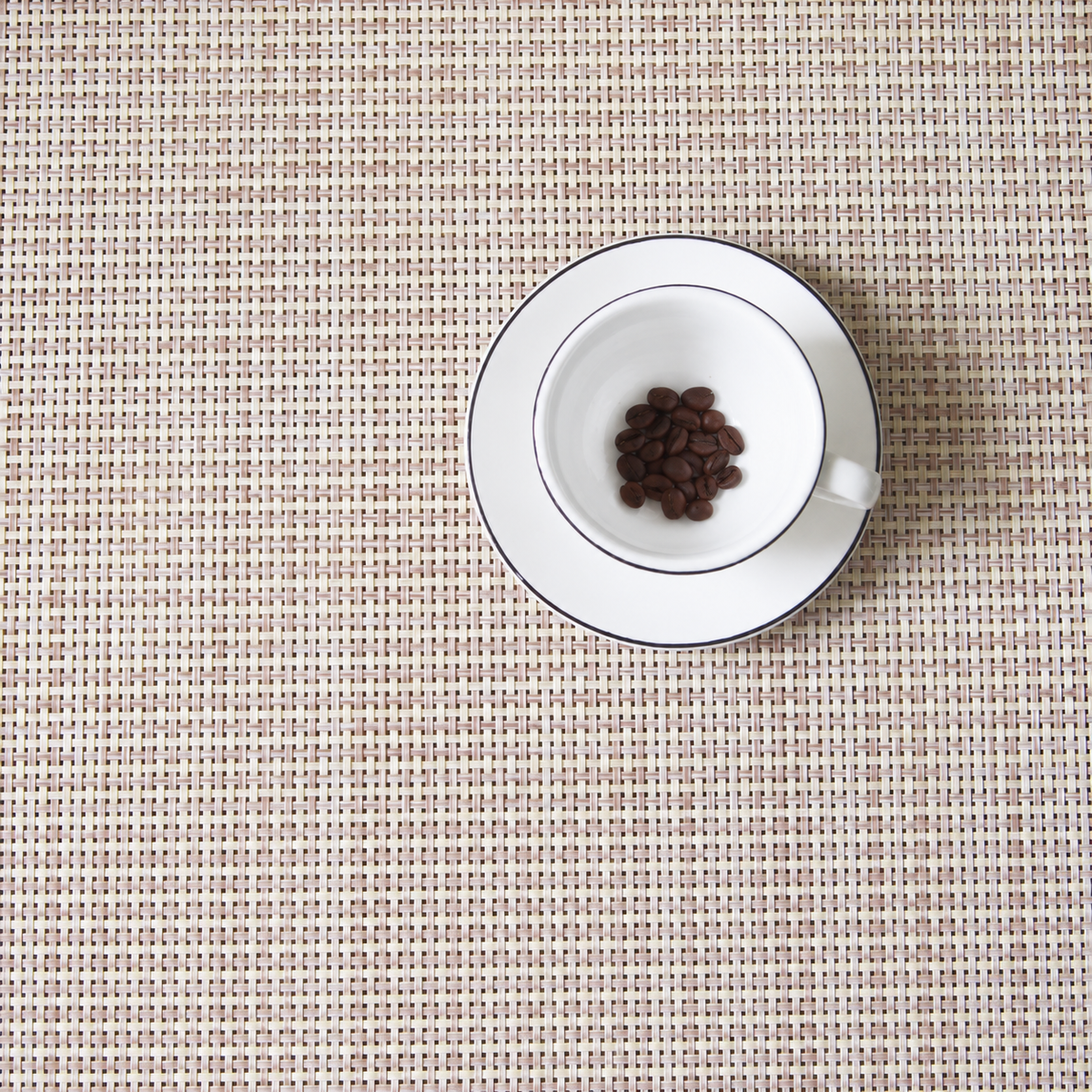 Sets de table Tsumugi dressés avec une tasse – vue 2