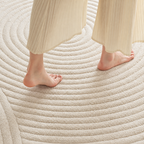 Tapis Sazanami crème dans un salon japandi – vue 2