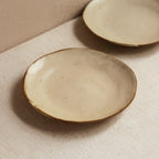 Assiette Mokume en grès artisanal émaillé – vue complémentaire 1