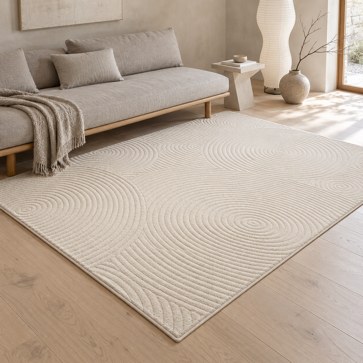 Tapis Sazanami crème dans un salon japandi – vue 3